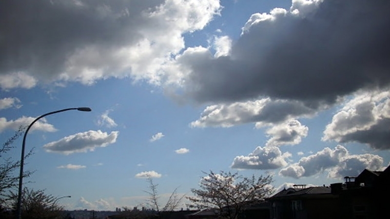 السبت: طقس مغيم وأمطار مُنتظرة بعدة جهات