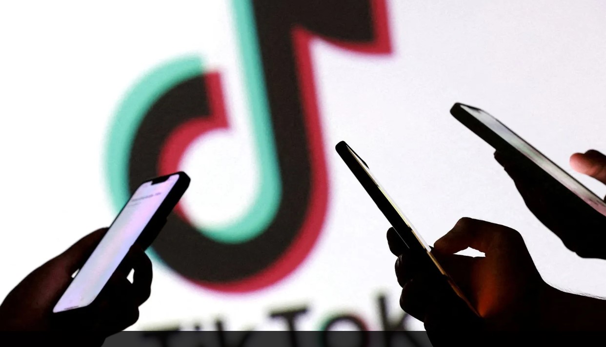 الاتحاد الأوروبي يطالب "تيــك تــوك" بتغيير تصميمه