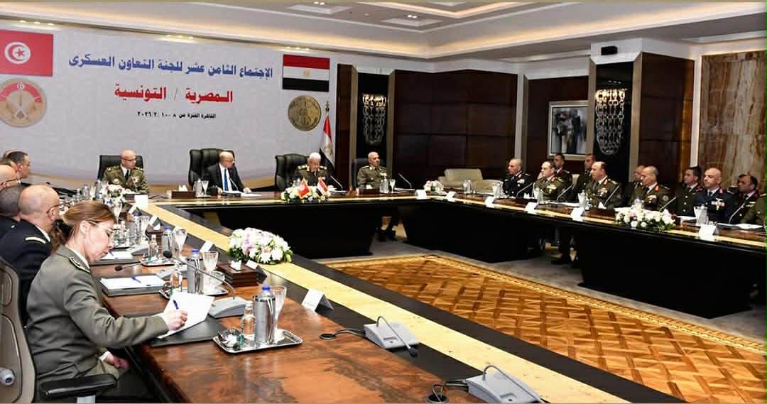 تطوير التعاون العسكري وتنويع مجالاته محور لقاء وزير الدفاع بنظيره المصري في القاهرة