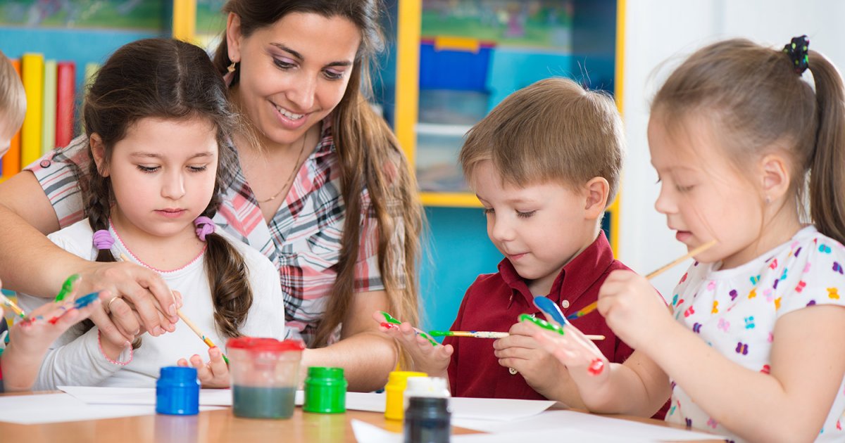 جمعية قدماء المعهد العالي لاطارات الطفولة قرطاج درمش تطالب بتفعيل برامج الدعم النفسي والتربوي داخل المؤسسات التربوية