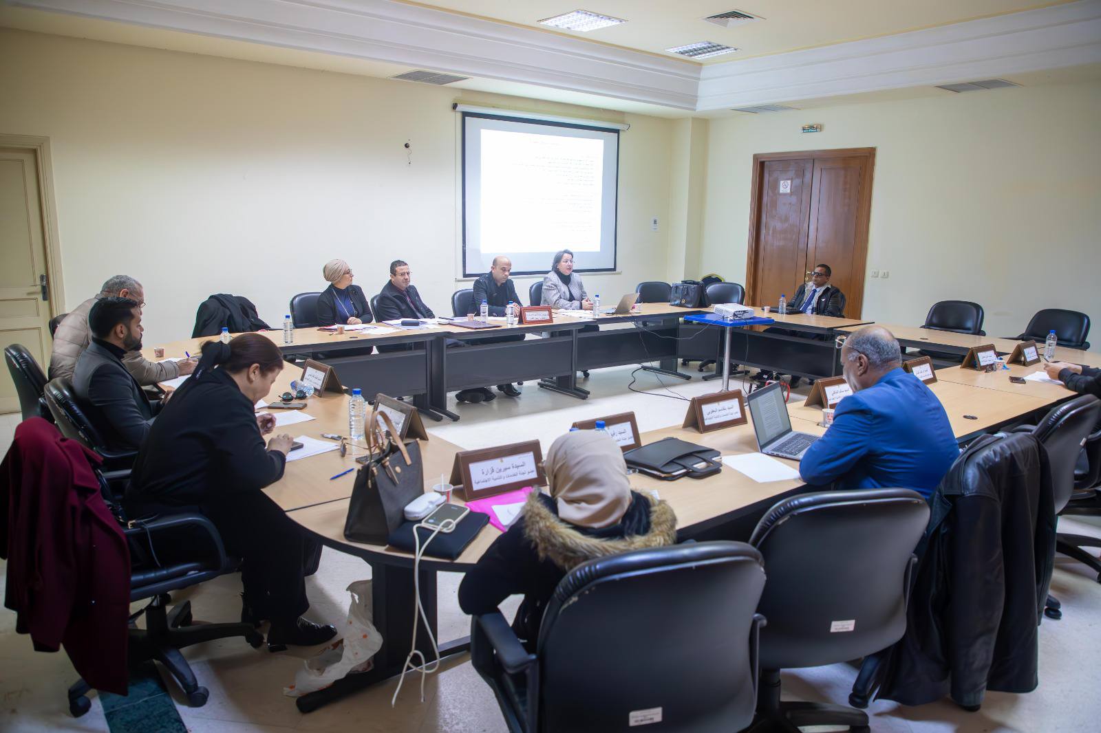 لجنة الخدمات والتنمية الاجتماعية بمجلس الجهات والأٌقاليم تستمع الى ممثلي وزارة الأسرة حول الإشكاليات المتعلقة بنوادي الأطفال