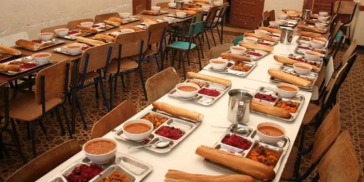 وزارة التعليم العالي تتخذ إجراءات لتأمين أفضل ظروف الإقامة والإطعام خلال شهر رمضان بالنسبة للطلبة