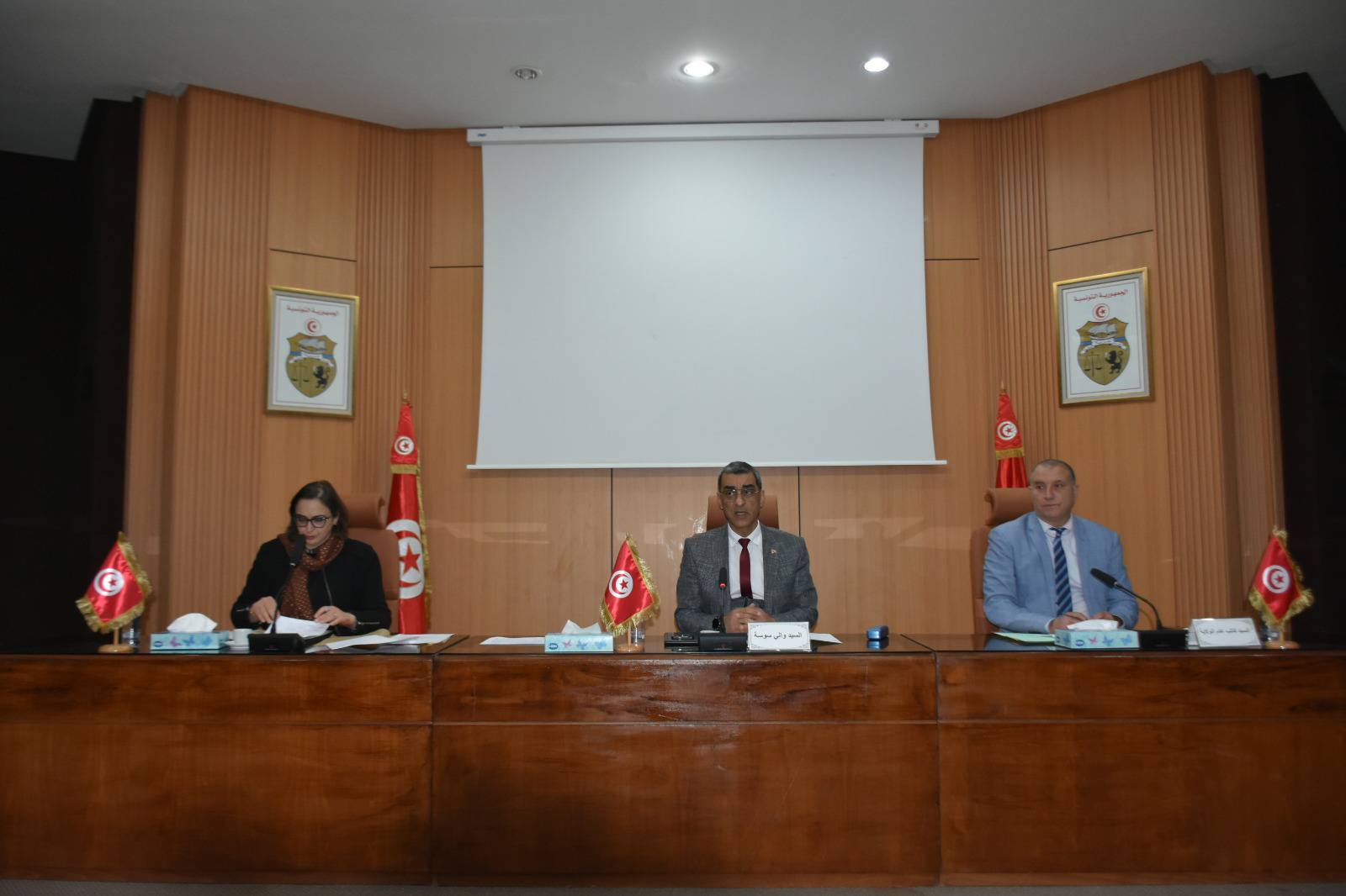 ولاية سوسة: جلسة عمل حول متابعة المشاغل التنموية بأكودة.