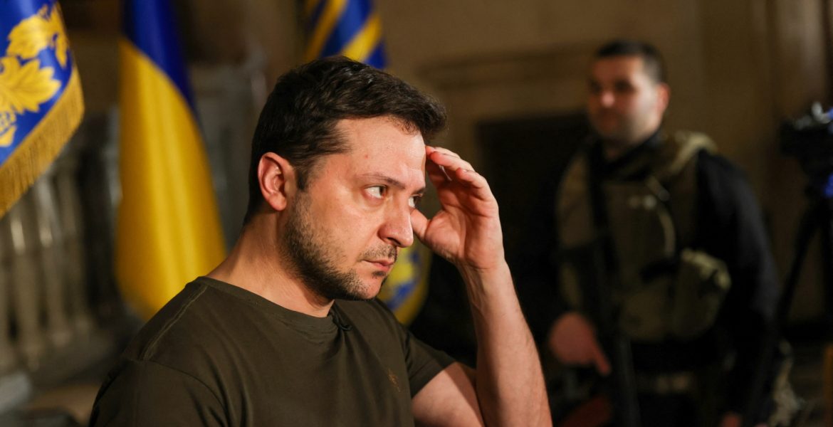 زيلينسكي يحذر من تداعيات طول أمد الحرب في أوكرانيا