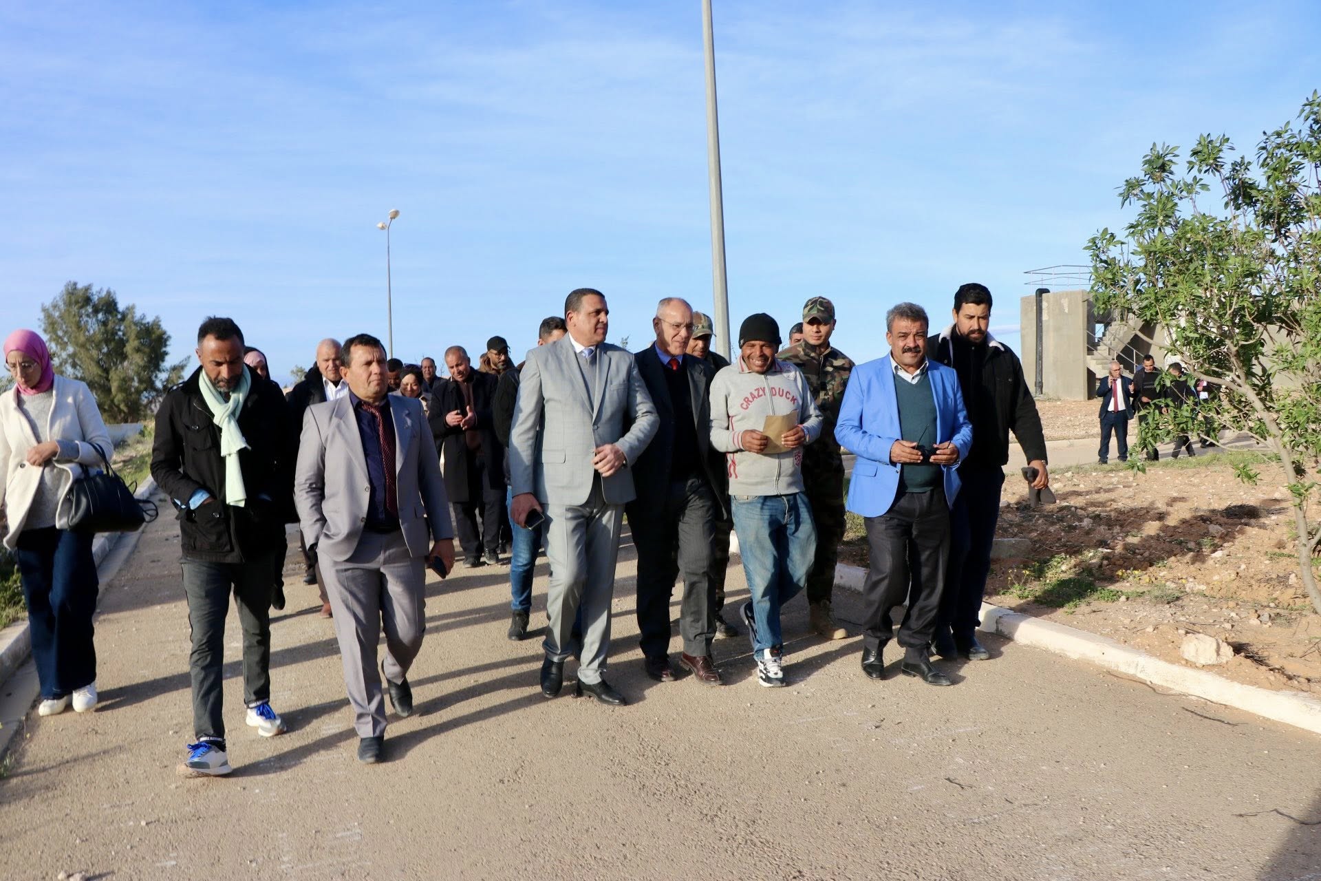 وزير البيئة يؤدي زيارة ميدانية إلى ولاية سيدي بوزيد لمتابعة مشاريع التطهير بصدد الإنجاز