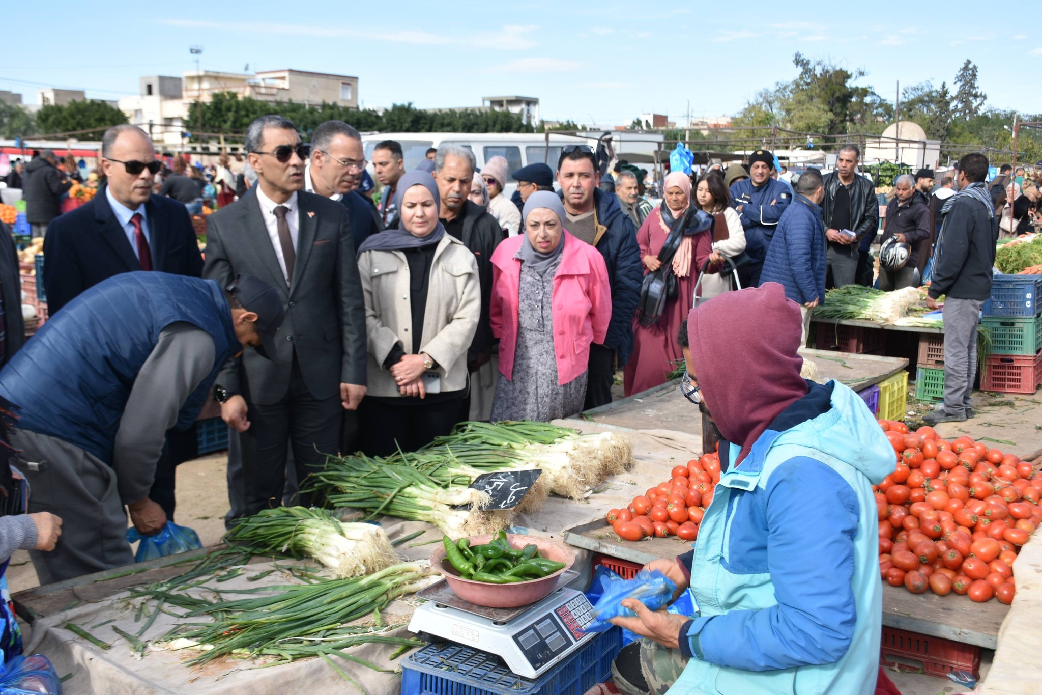 مساكن:مراقبة مشتركة بكل من السوق الأسبوعية  و السوق البلدي   