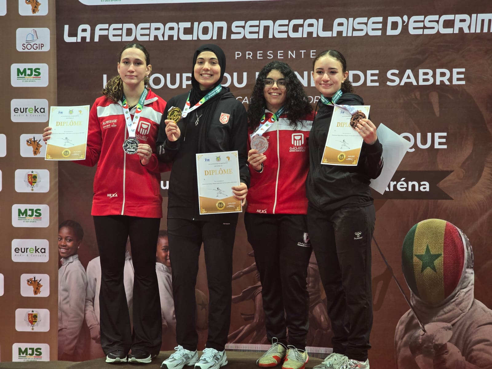 البطولة الافريقية للمبارزة (اليوم الاول) ذهبية لنوران بشير وبرونزية لنور الاسلام مشارك في سلاح الفلوري