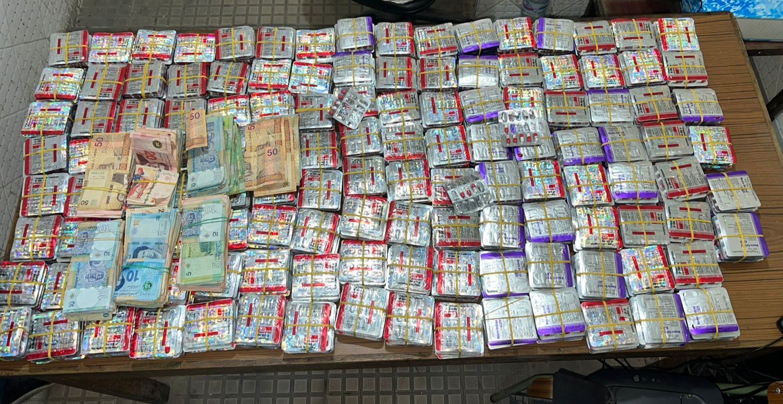 حجز 5000 صفيحة من القنب الهندي و19000 قرص إيريكا (صور)