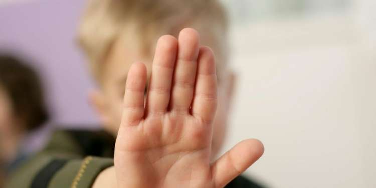 منظمة التربية والأسرة تدعو إلى تكثيف جهود التضامن في رمضان و التصدّي إلى العنف ضدّ الأطفال