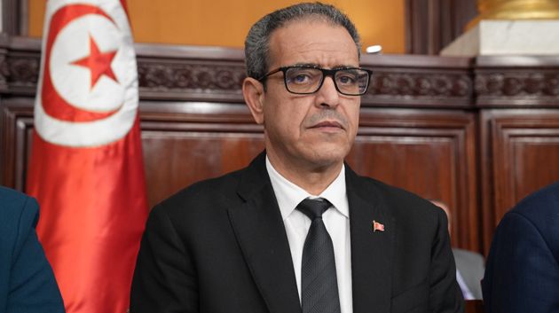 عماد الدربالي يؤكد ضرورة التصدي لممارسات الاحتكار والمضاربة بالرقابة الصارمة والتطبيق الحازم للقانون ضد كل من يتلاعب بقوت التونسيين