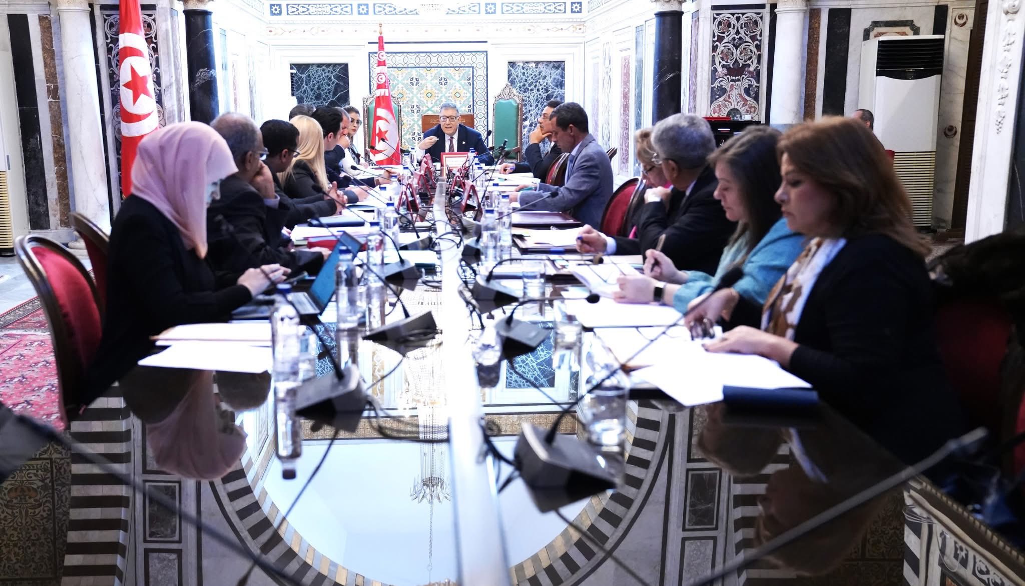 مكتب مجلس البرلمان يقرر عقد جلسة عامة يوم 10 مارس القادم.. ويحيل مقترحات قوانين على اللجان المعنية