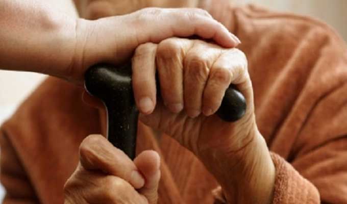 برنامج الايداع العائلي لكبار السن يتكفل حاليا بـ435 مسنا ومسنة