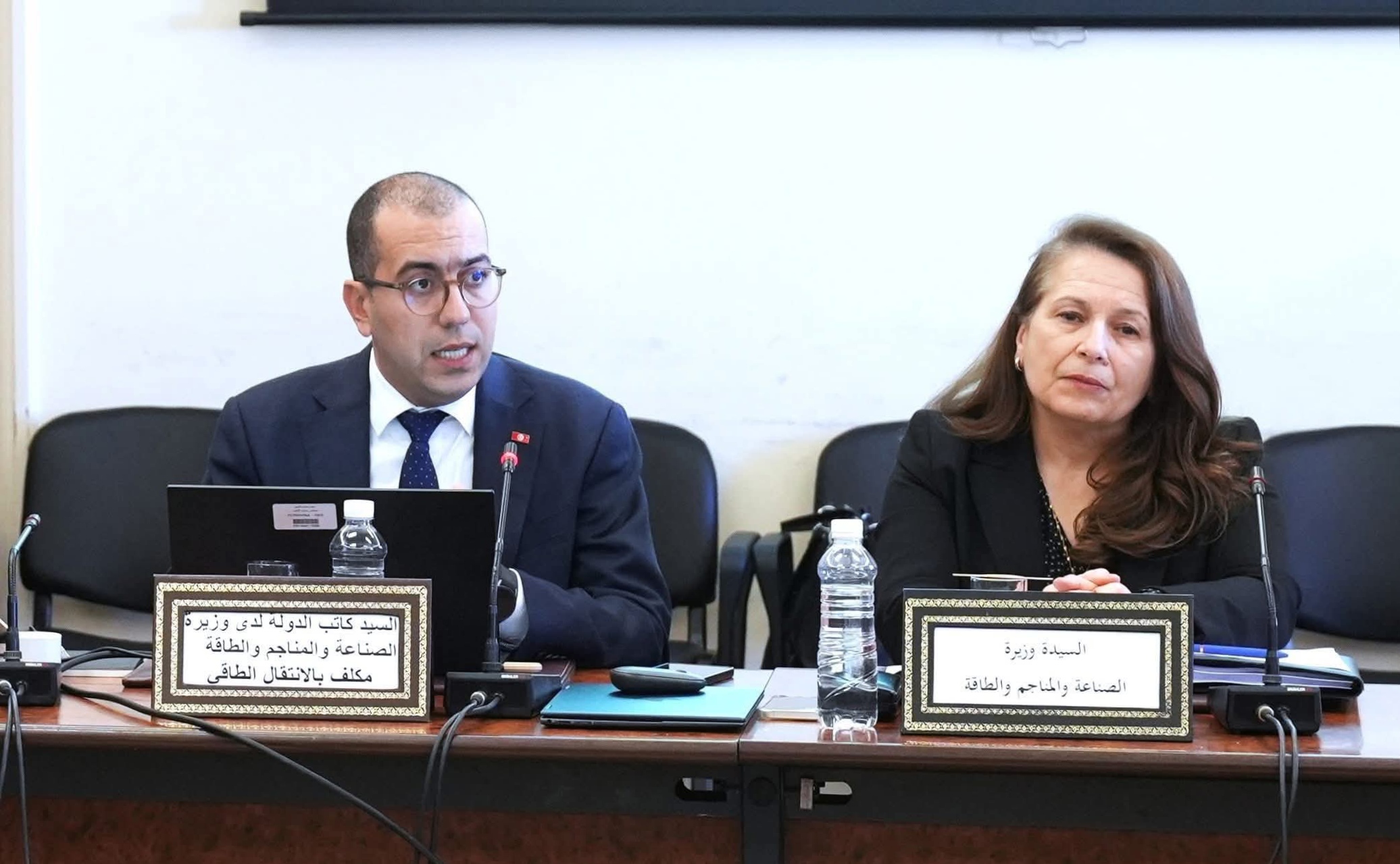 لجنة الصناعة والتجارة والثروات الطبيعية والطاقة والبيئة تعقد جلسة استماع حول خمسة مشاريع قوانين