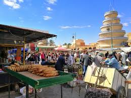 المدير الجهوي للتجارة بتوزر : توفر جميع المواد الأساسية والخضر والغلال  والأسعار في متناول الجميع