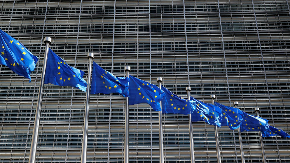 فرنسا: الاتحاد الأوروبي لديه أدوات الرد على رسوم ترامب الجمركية