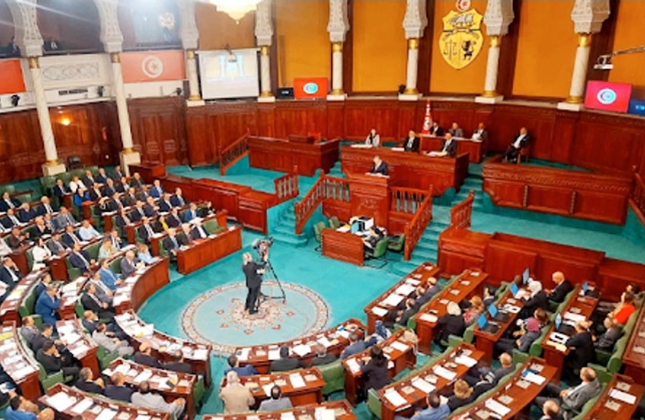 لجنة المالية بالبرلمان تعقد غدا جلسة استماع حول مقترح قانون للتمديد في آجال الامتثال للواجبات الخاصة بالفوترة الالكترونية