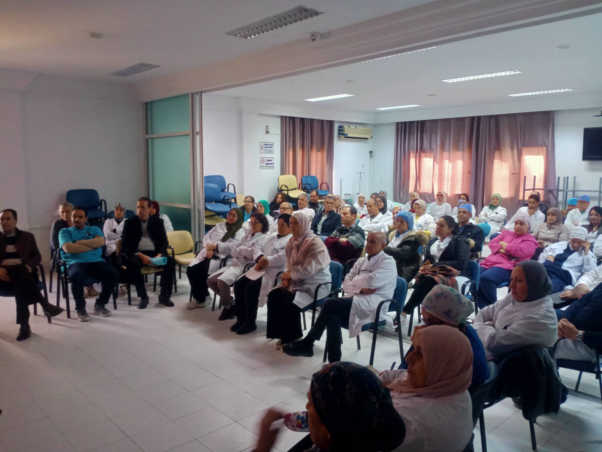 اطلاق منصّة تجريبية من مستشفى سهلول لتلقي الشكايات والعرائض رقمياً.