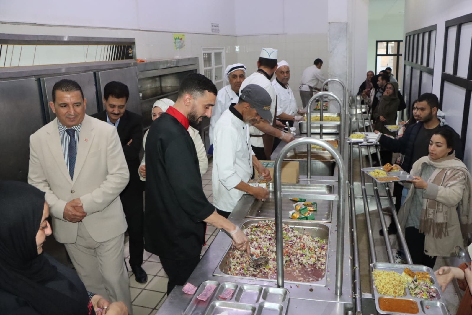 تفقد ظروف إفطار الطالبات والطلبة خلال شهر رمضان