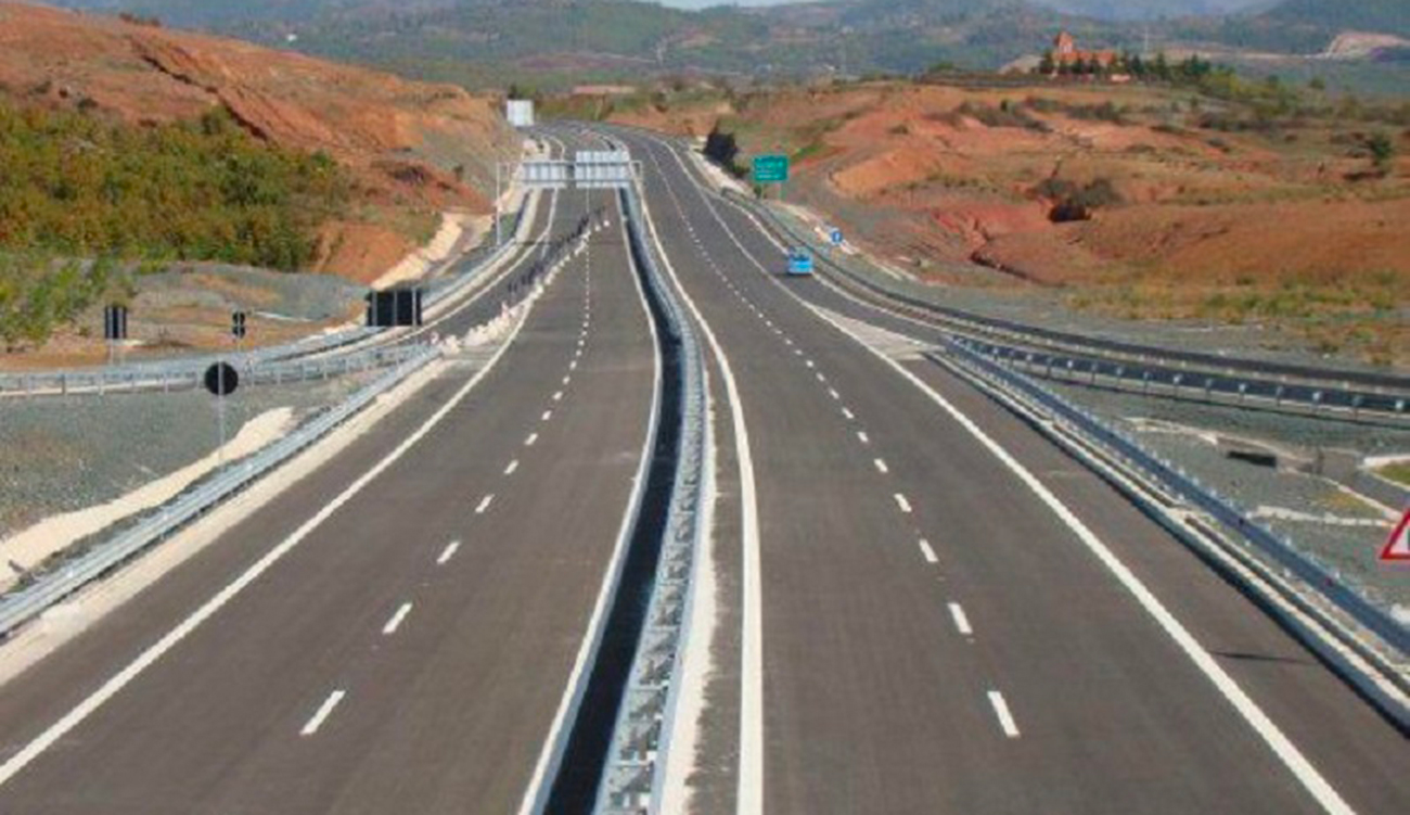 Infrastructures : 7 milliards de dinars pour moderniser routes et ponts en 2026