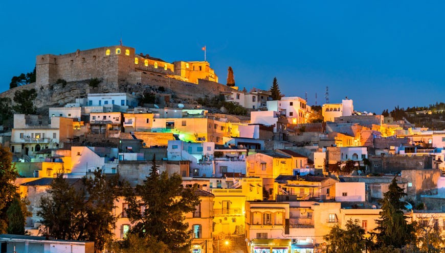  مدير الحي الجامعي سيكافينيريا بالكاف بالنيابة: توفير وجبات افطار وسحور متنوعة وصحية لفائدة الطلبة مع تنظيم  أنشطة وسهرات ثقافية