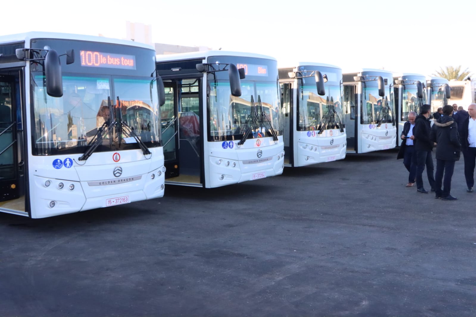 استلام الحافلات الصينية الجديدة المخصصة لأقاليم الشركة الجهوية للنقل بالساحل بولاية المنستير