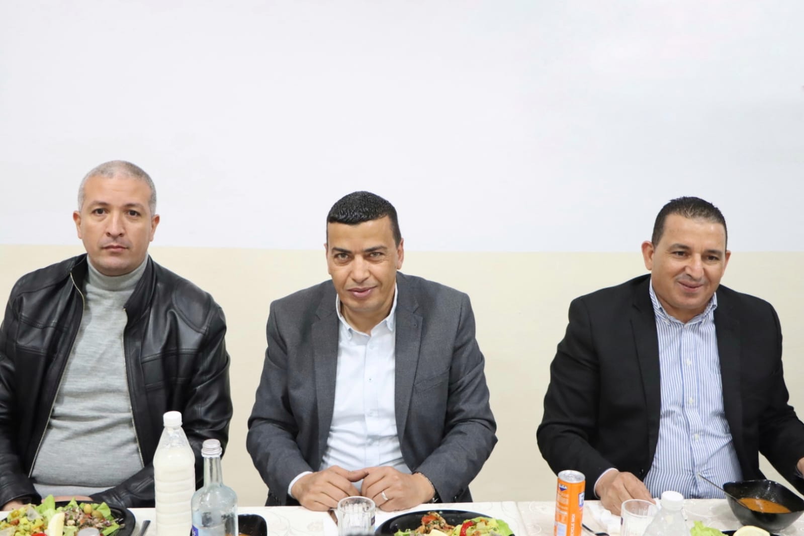 والي المنستير يشارك إطارات وأعوان الإدارة الجهوية للحماية المدنية مأدبة إفطار.