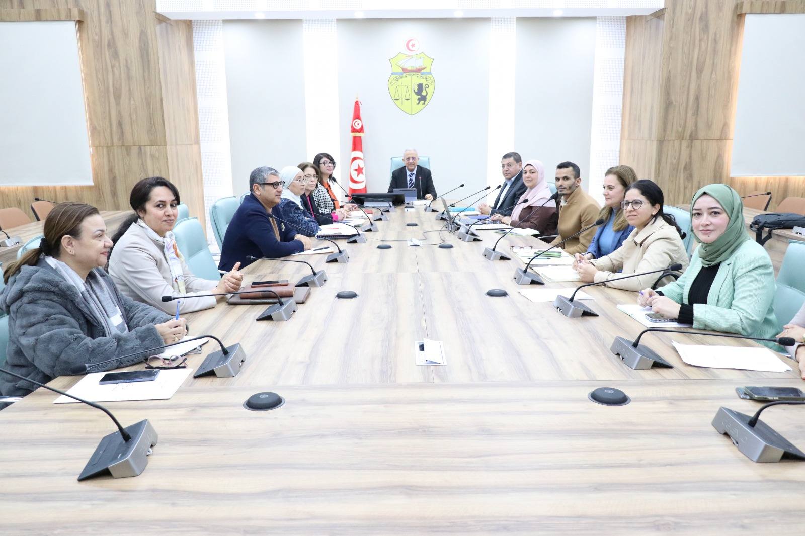 تطوير العلاج الإشعاعي والأدوية الصيدلانية المشعّة محور جلسة استراتيجية بوزارة الصحّة.