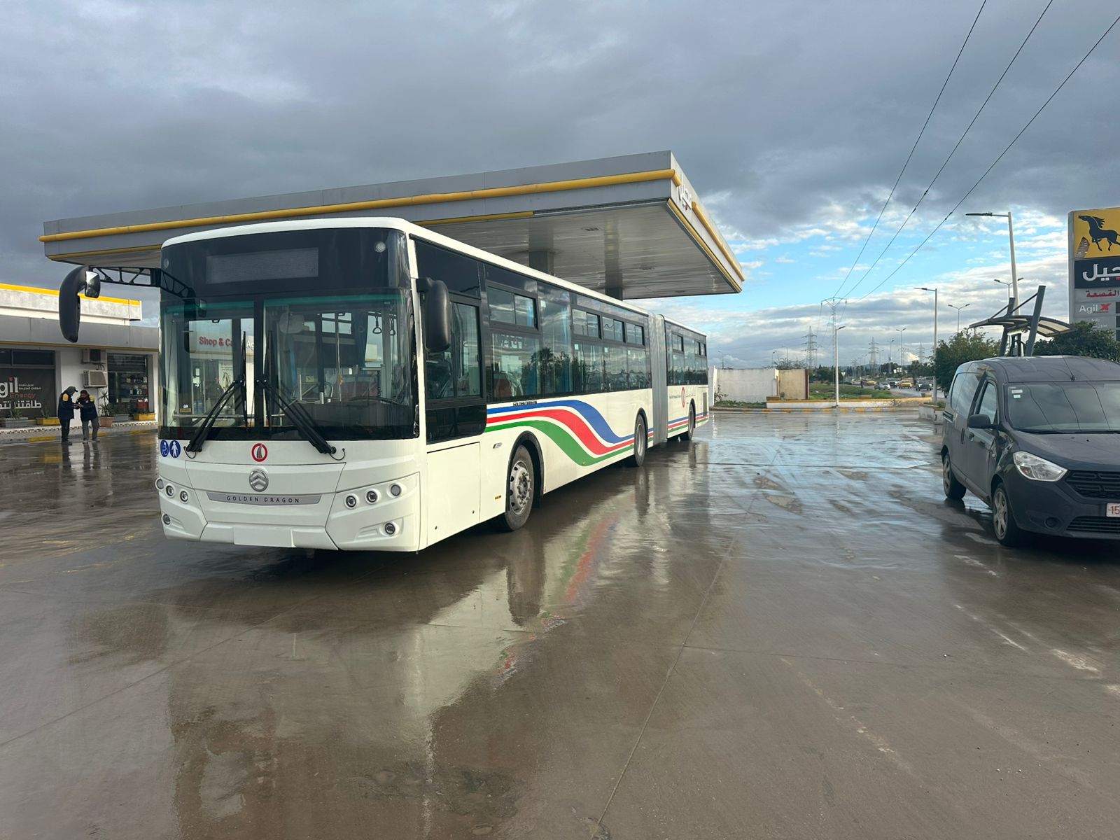 المهدية: فرع شركة النقل بالساحل يتسلم 10 حافلات مزدوجة جديدة