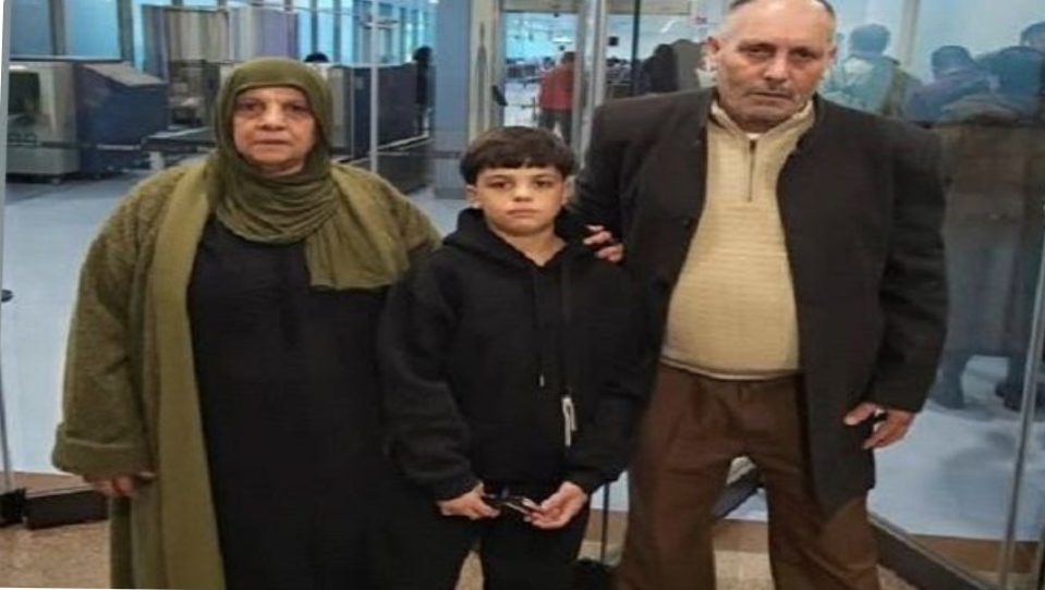 باذن من رئيس الجمهورية الطفل الفلسطيني اسلام خليل ابو دقة يتوجه من القاهرة الى تونس للعلاج