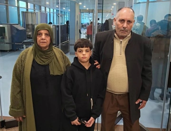 تونس تستقبل الطفل الفلسطيني الجريح خليل أبو دقة لتلقي العلاج 