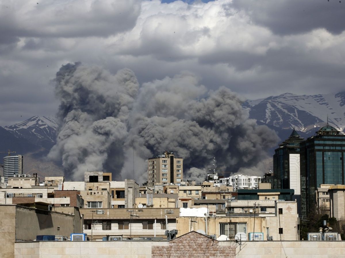 بابا الفاتيكان يدعو إلى وقف "دوامة العنف" بعد الهجوم على إيران