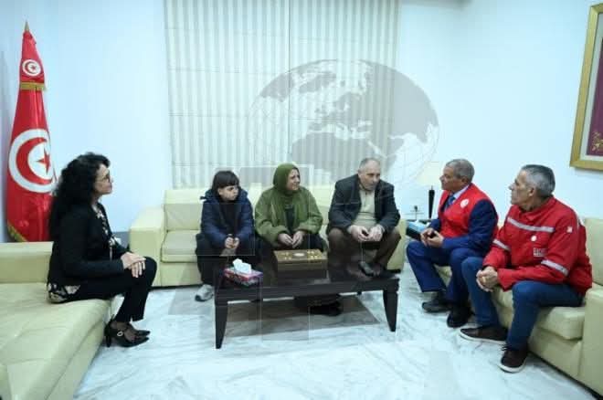 تونس تستقبل الطفل الفلسطيني الجريح خليل أبو دقة لتلقي العلاج