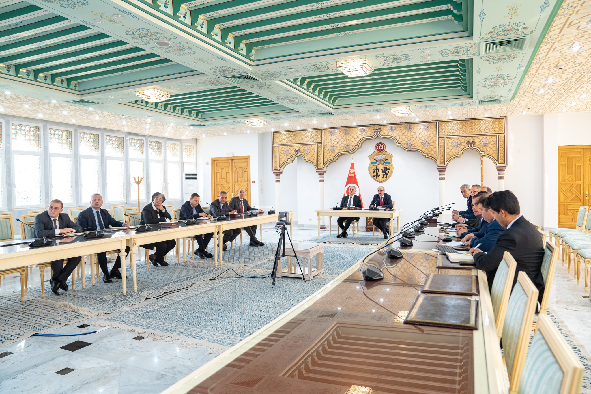 وزارة الخارجية تدعو أفراد الجالية التونسية بالشرق الأوسط إلى الحيطة والحذر والتقيد بتعليمات السلطات المحلية