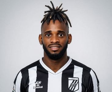 النادي الصفاقسي: الكاميروني ويلي أونانا يغيب عن الميادين لمدة ثلاثة أسابيع بسبب الاصابة