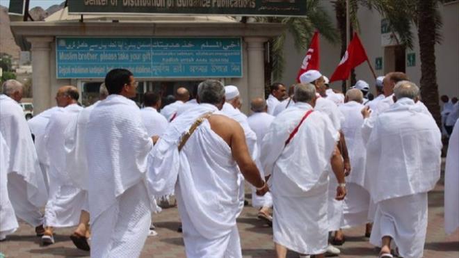 سفارة تونس بالجزائر تدعو الراغبين من الجالية في أداء مناسك الحج لموسم 2026 إلى إيداع ملفاتهم لدى مصالح البعثة الدبلوماسية