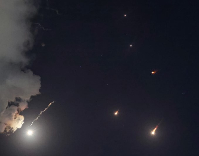 خلية دعم نفسي عن بعد للتونسيين المقيمين بالمناطق المتضررة من العمليات العسكرية في الشرق الأوسط