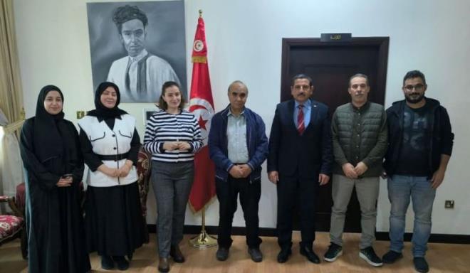 القائم بالاعمال بالنيابة بسفارة تونس بالمنامة يلتقي عددا من أفراد الجالية للإطمئنان على أوضاعهم