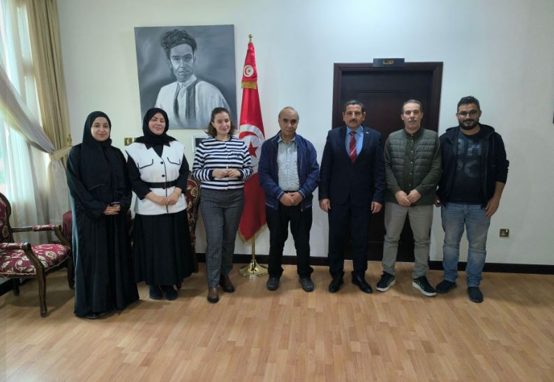 القائم بالاعمال بالنيابة بسفارة تونس بالمنامة يلتقي عددا من أفراد الجالية للإطمئنان على أوضاعهم