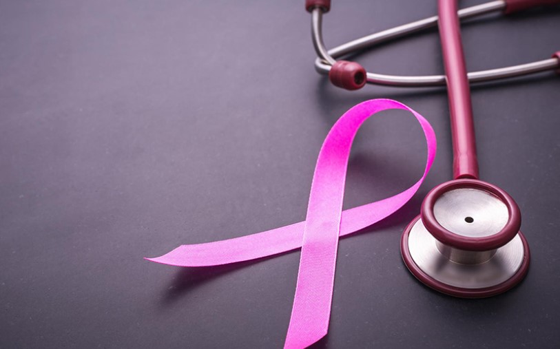 المدينة العتيقة بتونس العاصمة تحتضن يوما توعويا تحسيسيا حول الكشف المبكر عن سرطان الثدي