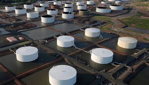 الولايات المتحدة تدرس بيع نفط من الاحتياطي الاستراتيجي