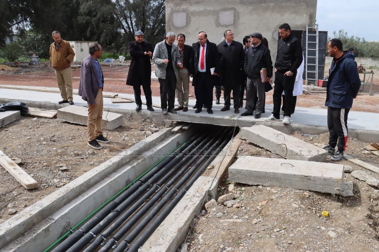 متابعة وحلحلة الإشكاليات المتعلقة باستكمال مشروع توسعة المستشفى الجهوي بزغوان.