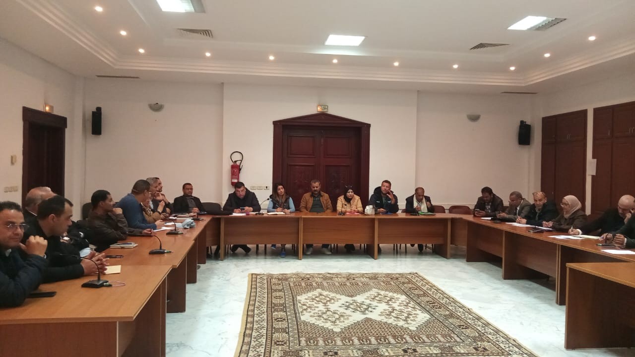 القيروان: متابعة عدد من المشاريع التنموية المعطلة والعمل على إيجاد الحلول لتذليلها.