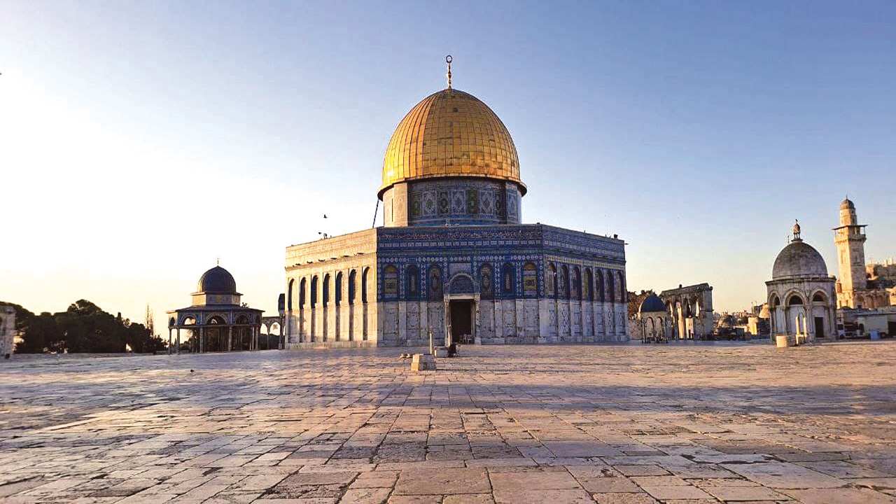 الاحتلال الصهيوني يواصل إغلاق المسجد الأقصى لليوم الحادي عشر.