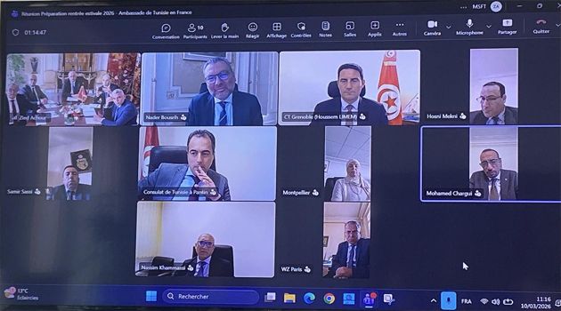 سفارة تونس بباريس: اجتماع مع رؤساء البعثات القنصلية لتنظيم العودة الصيفية لأفراد الجالية