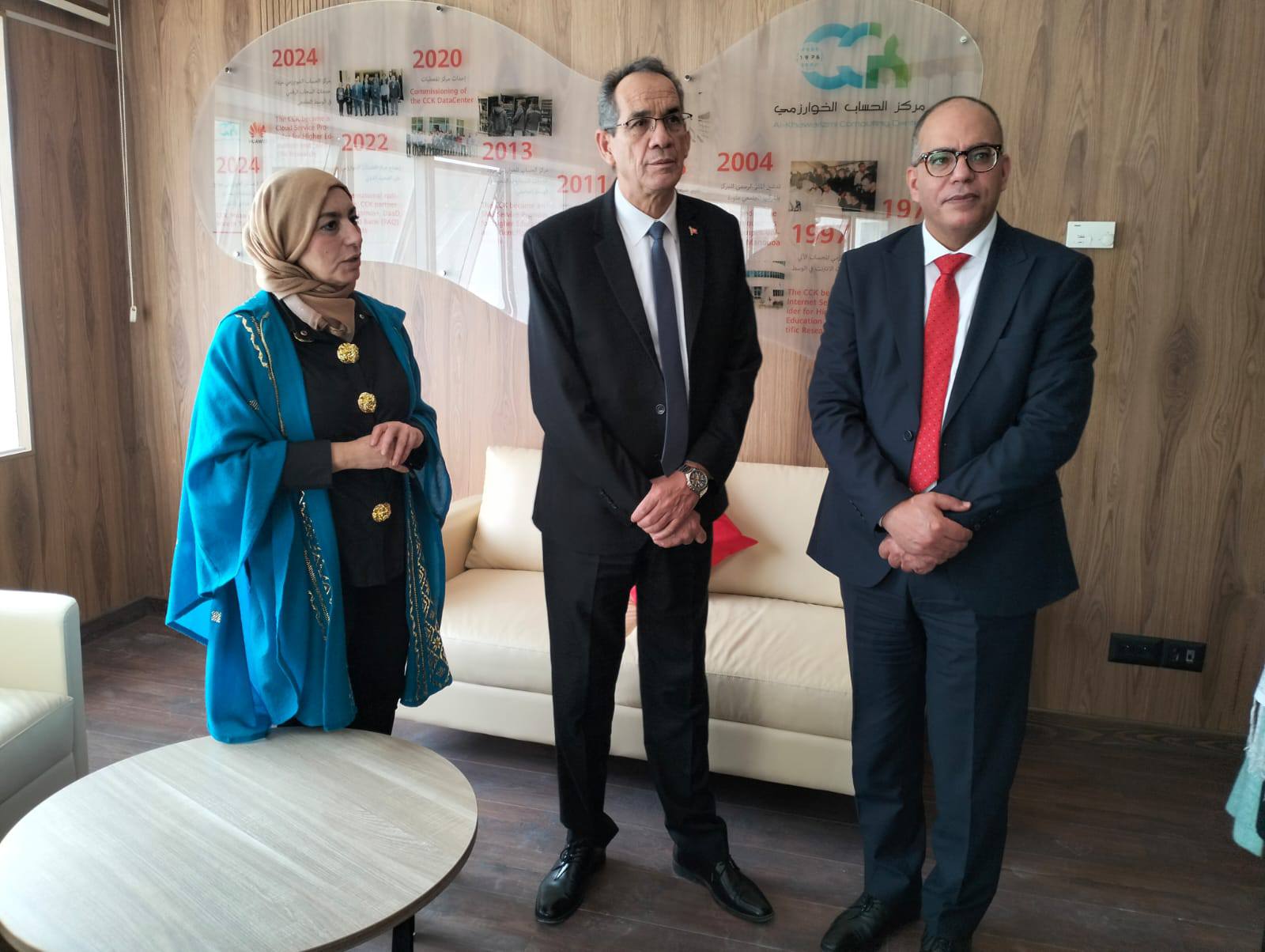 وزير التعليم العالي يدعو من مركز الحساب الخوارزمي الى اليقظة والارتقاء بجودة الخدمات ودعم البحث العلمي