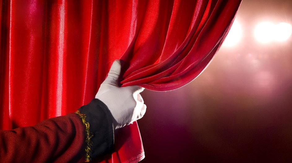 عروض مسرحية بعدد من القاعات بالعاصمة نهاية هذا الأسبوع