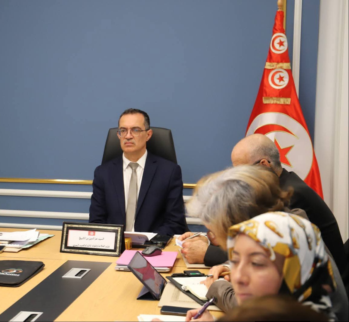 وزير الفلاحة يكشف عن مشاريع جديدة لتنمية خليج قابس وحماية المصايد البحرية