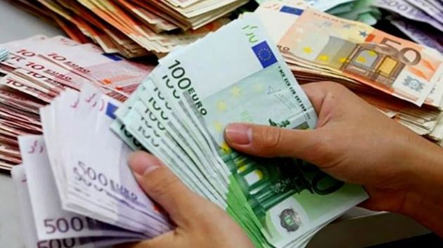 التحويلات المالية للتونسيين بالخارج تسجّل تطوّرا بنسبة 6.7 %