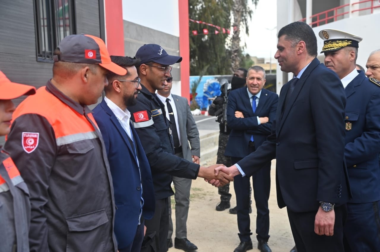 كاتب الدولة المكلف بالأمن: الإستعداد لمجابهة الأخطار ووضع خطة محكمة لحماية الثروة الفلاحية والغابية