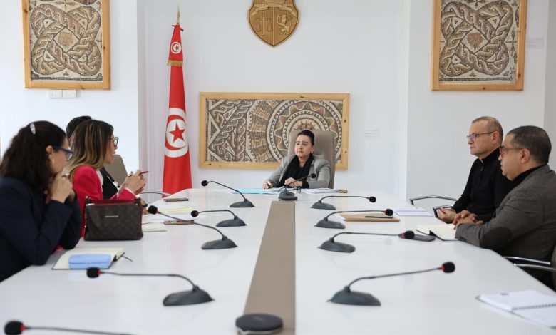 الاستعدادات لتنظيم فعاليات اليوم العالمي للمسرح